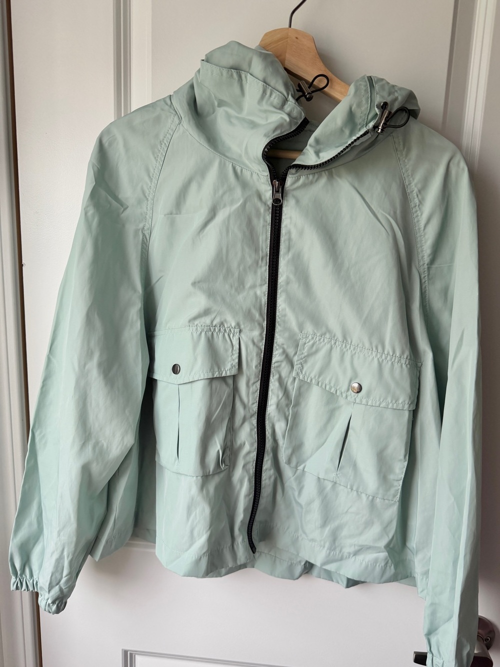 ZARA Mint Green Lightweight Hooded Utility Jacket – Size Small